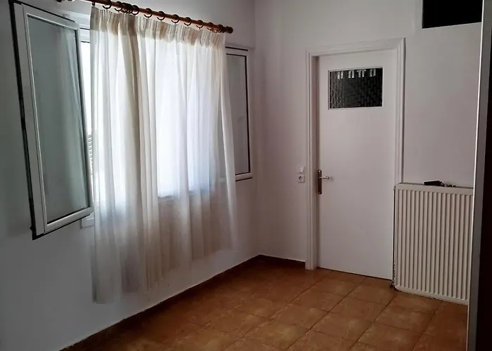 Open View 1 * Λίμνη